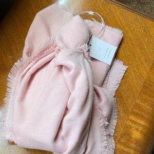 NWT Lauren Conrad scarf